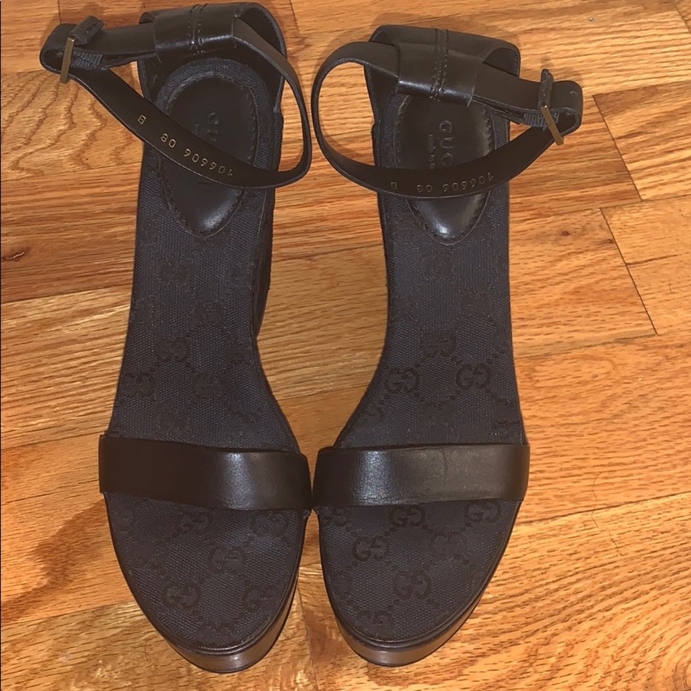 Authentic Gucci wedge - Picture 6 of 6
